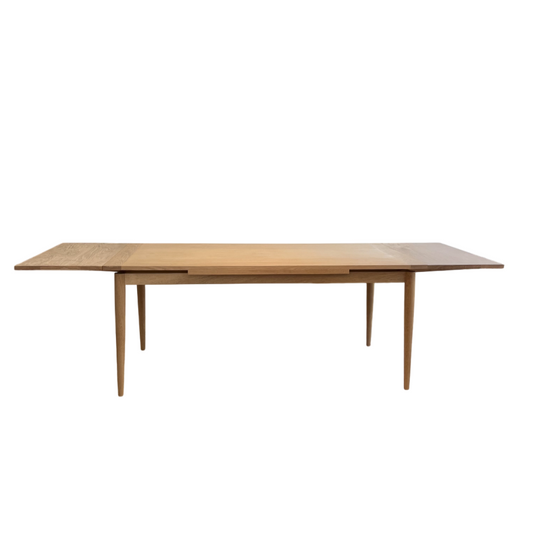 Spisebord med udtræk - Egetræ - C010 - By Sol - novamøbler