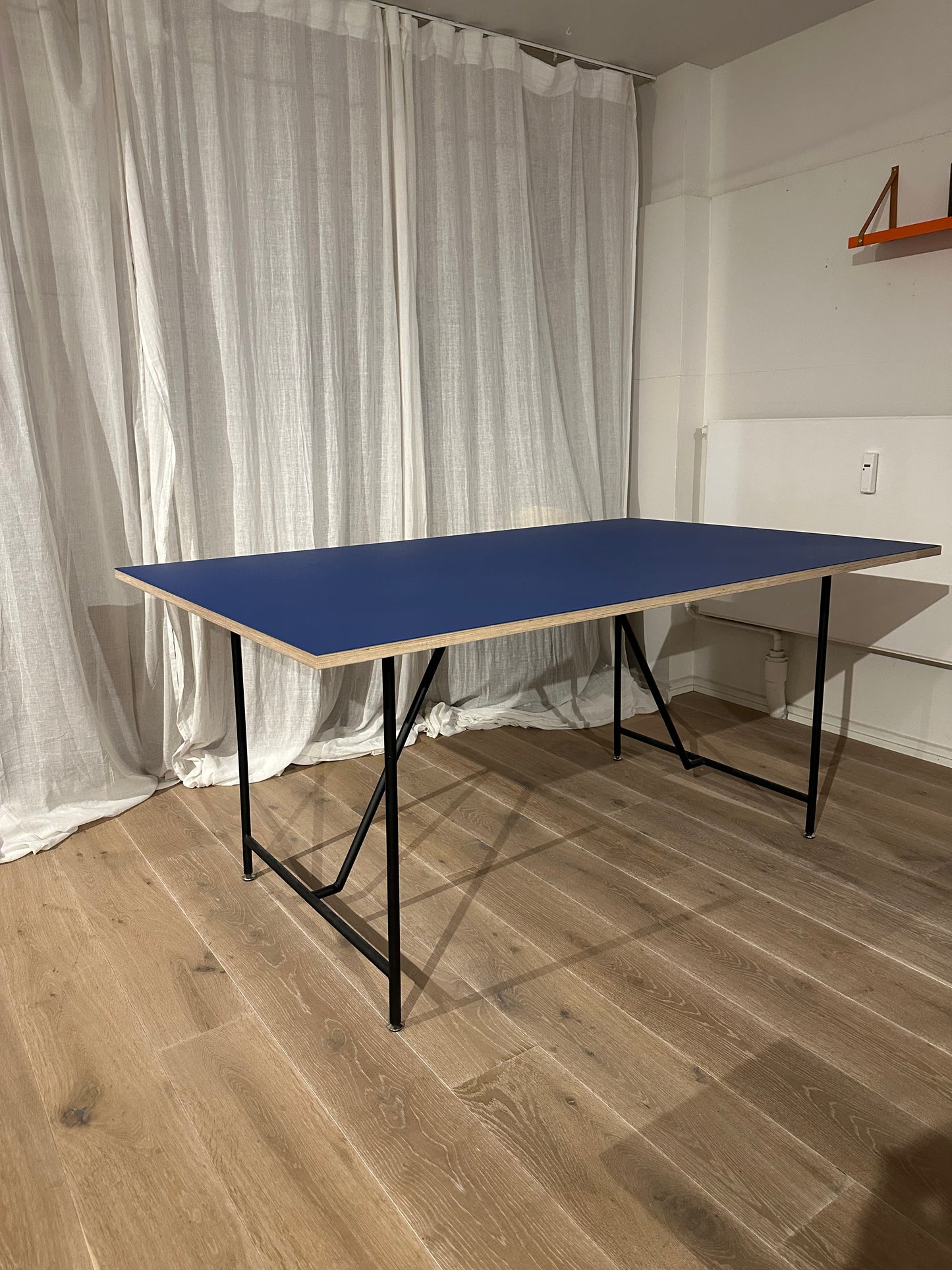 Udstillingsmodel - Linoleumsbord - Rektangulært - mørkeblå - By Sol