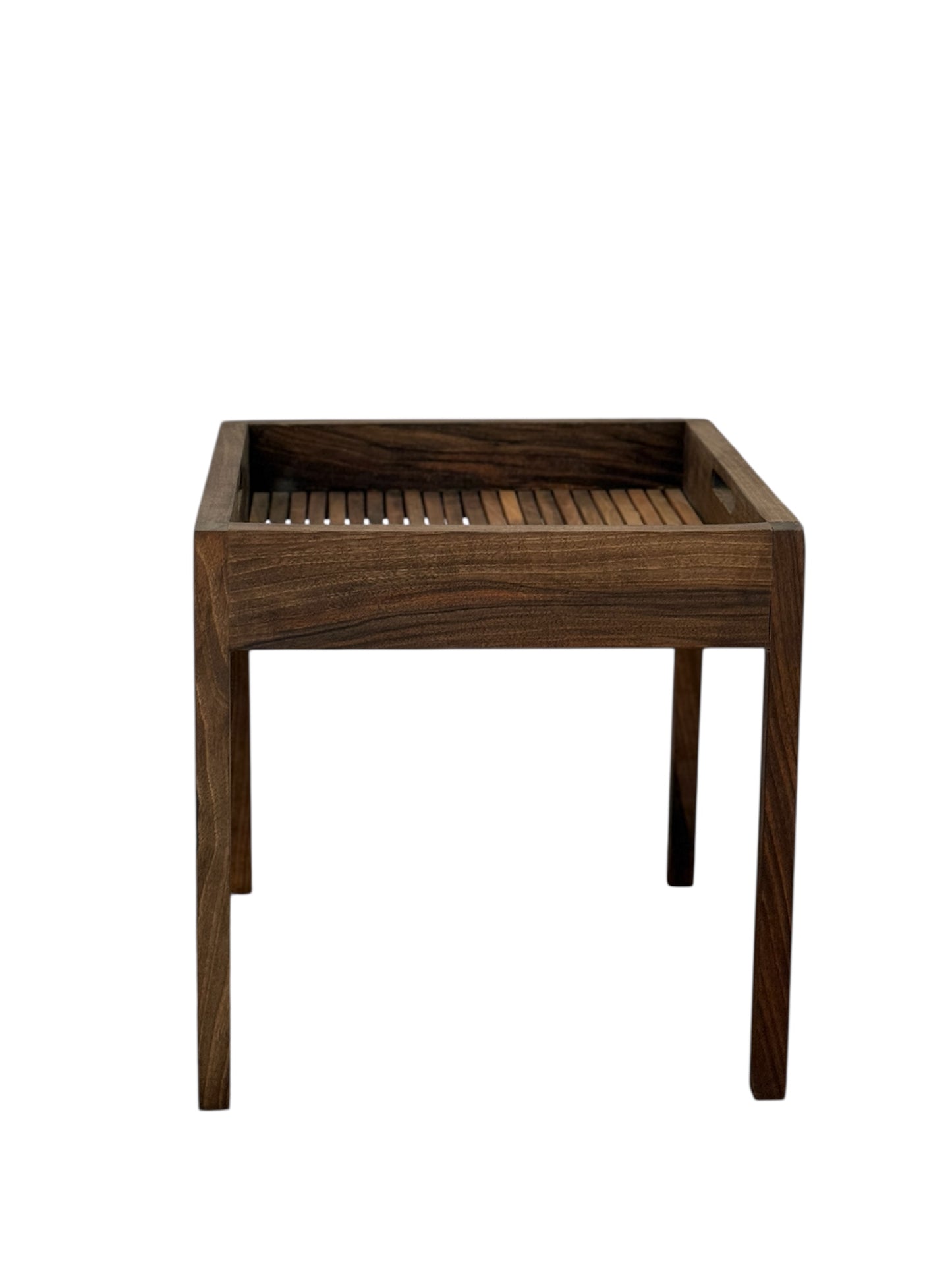 Bakkebord/Sidebord - Valnøddetræ - 45x45 cm - novamøbler