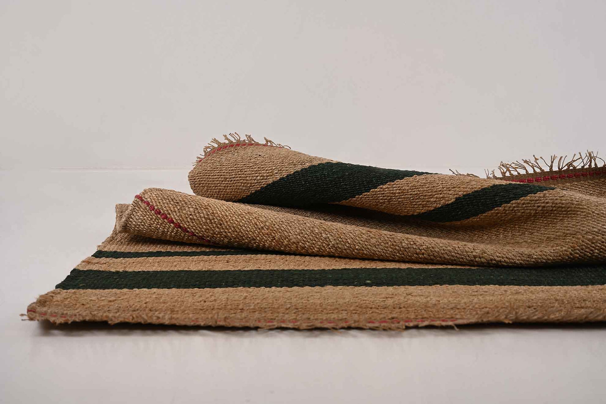 Jute Gulvtæppe - Kørvel - Grøn / Naturfarvet - novamøbler