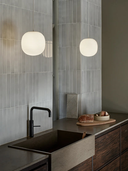 Loftlampe - New Works - Lantern Pendant - Flere størrelser - novamøbler