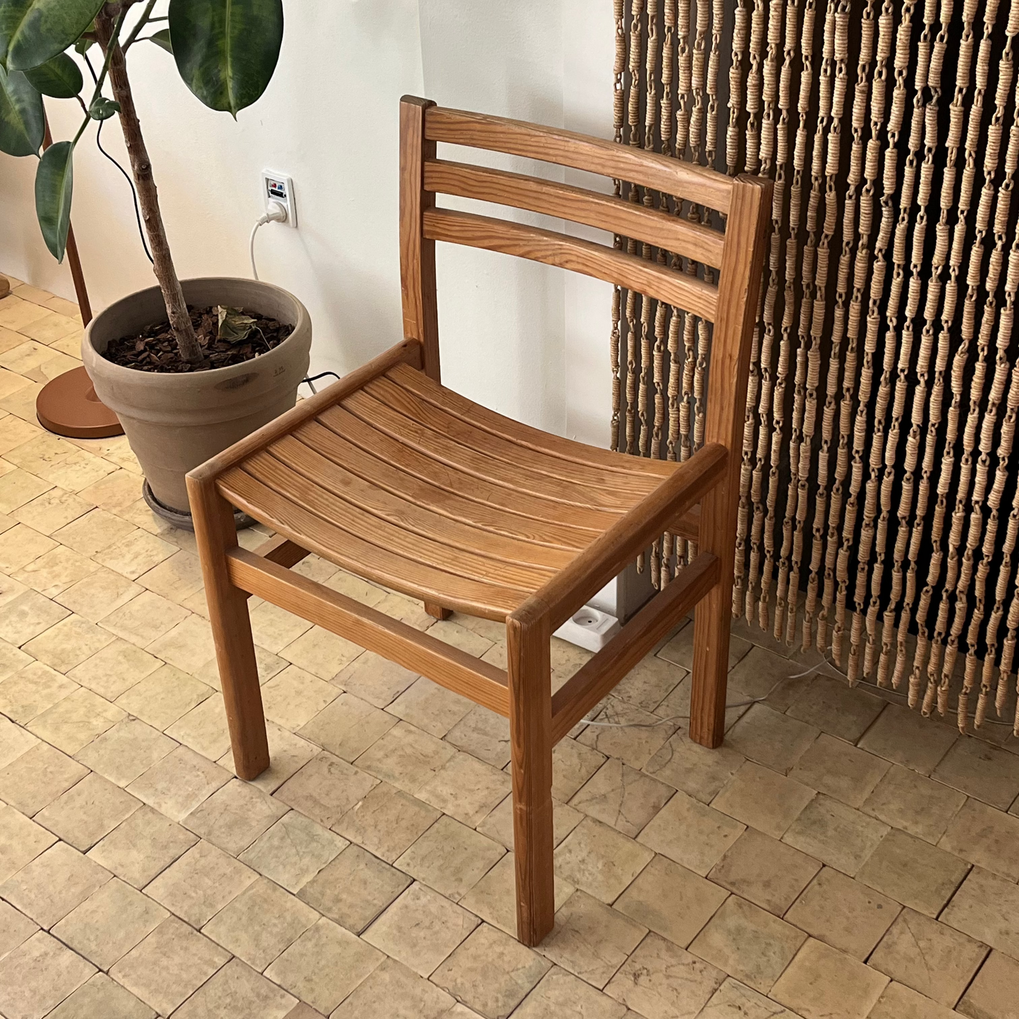 Udstillingsmodel - Vintage spisebordsstol - fyrretræ - novamøbler