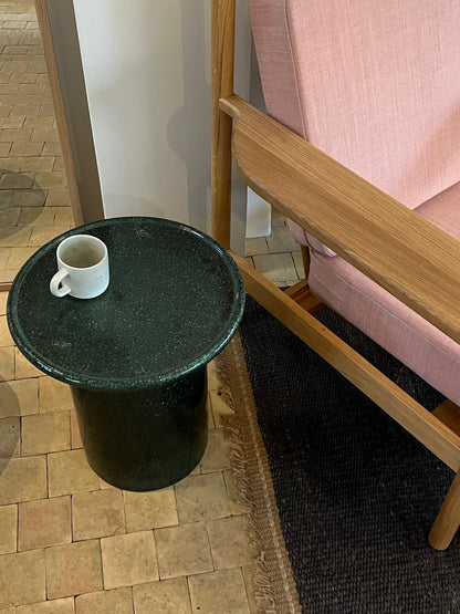 Sofabord/sidebord/sengebord - Mørkegrønt glaseret keramikbord - Ø40 - novamøbler