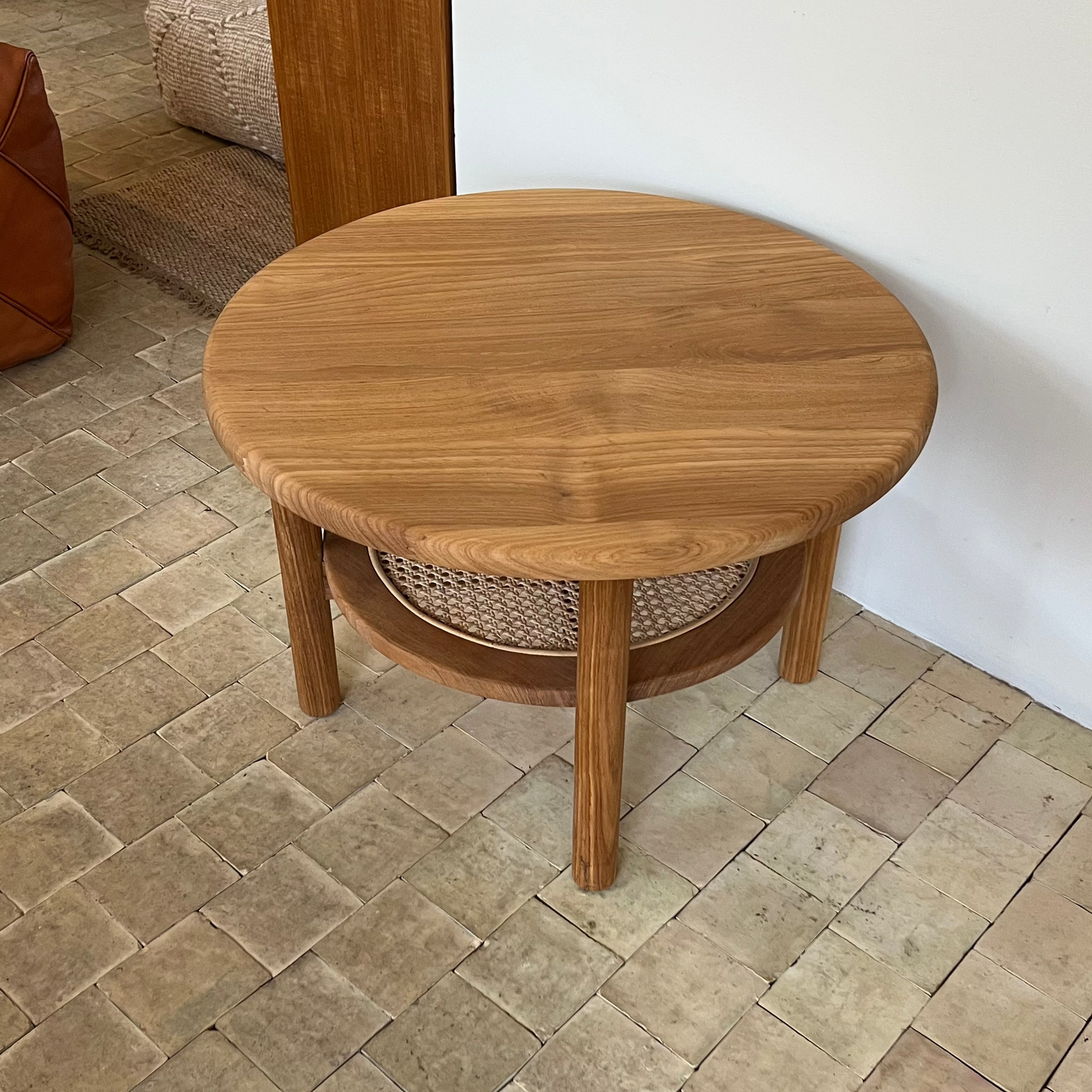 Udstillingsmodel - Sofabord - Teaktræ - Ø60 cm - novamøbler