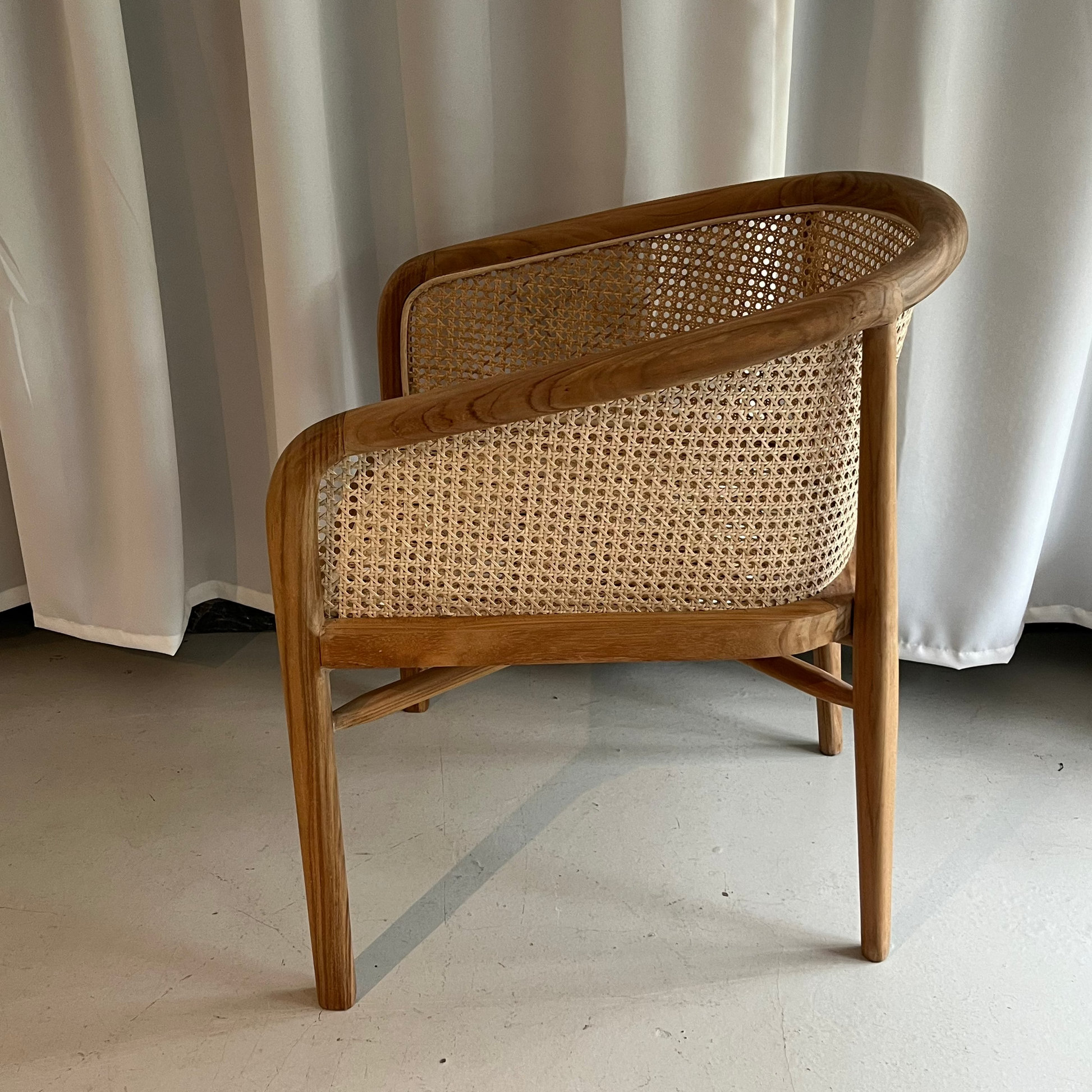 Udstillingsmodel - Lænestol - Teaktræ/Rattan - By Sol - novamøbler