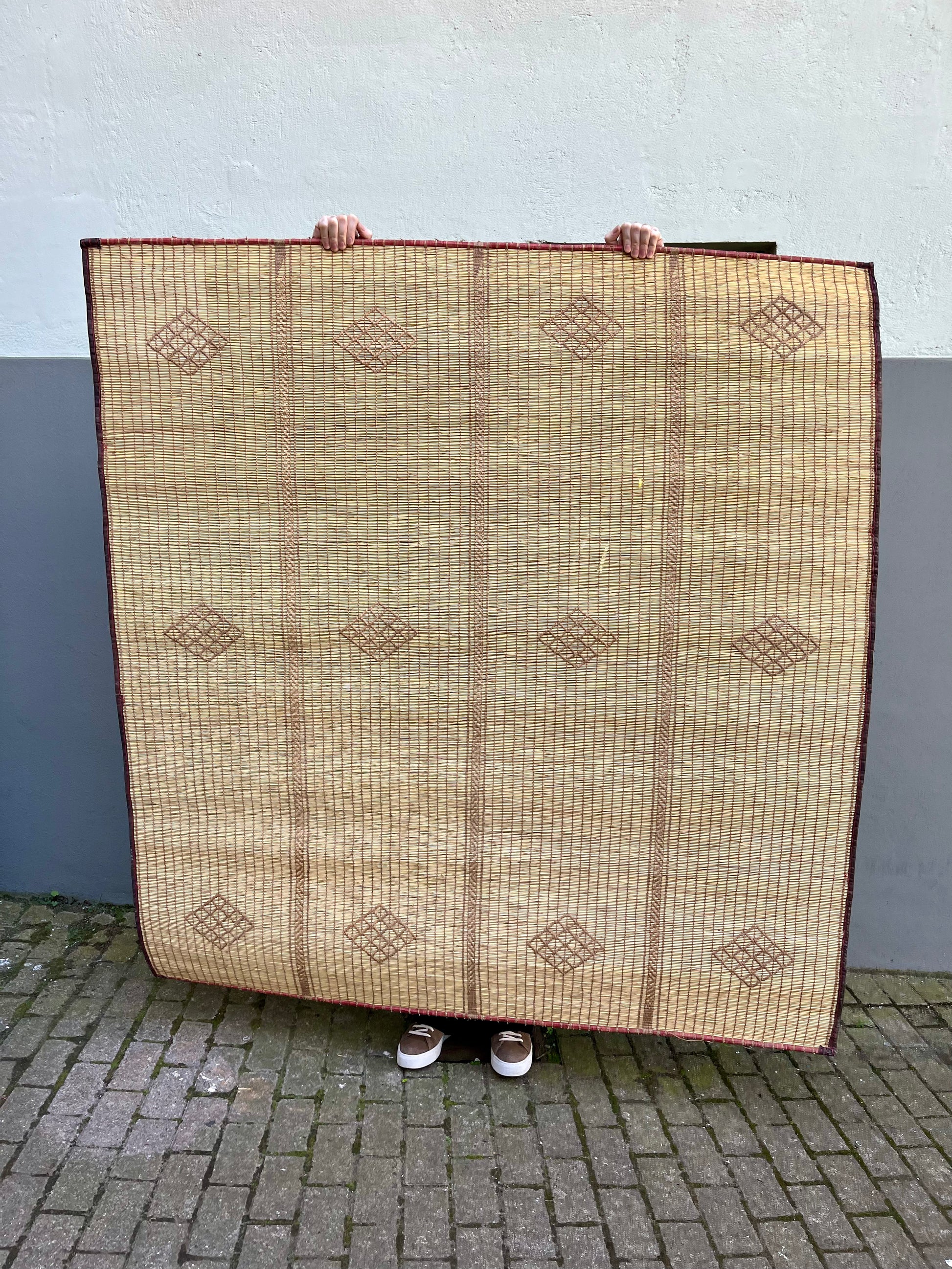 Tuareg Mat / vægdekoration – 168 x 181 cm - novamøbler