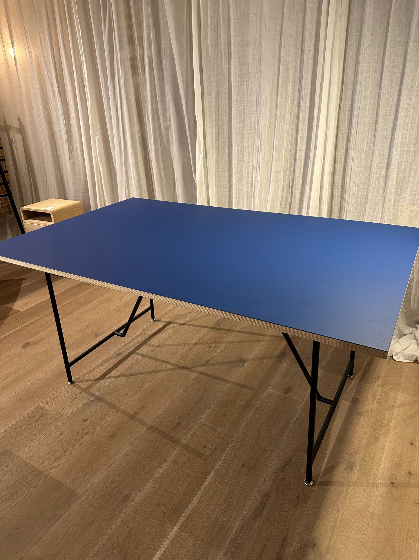 Udstillingsmodel - Linoleumsbord - Rektangulært - mørkeblå - By Sol