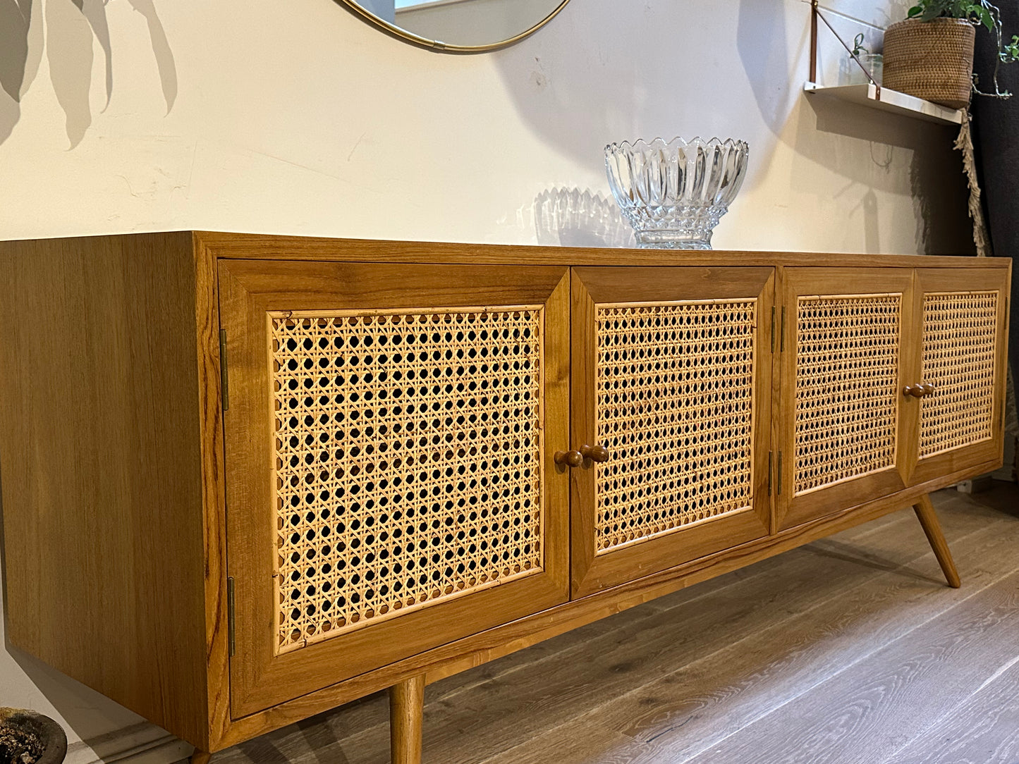 Udstillingsmodel - Skænk - Teaktræ/Rattan - By Sol - P018