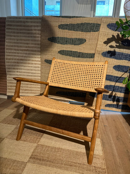 Udstillingsmodel - Lænestol med armlæn - P015 - Teak/rattan - By Sol - novamøbler