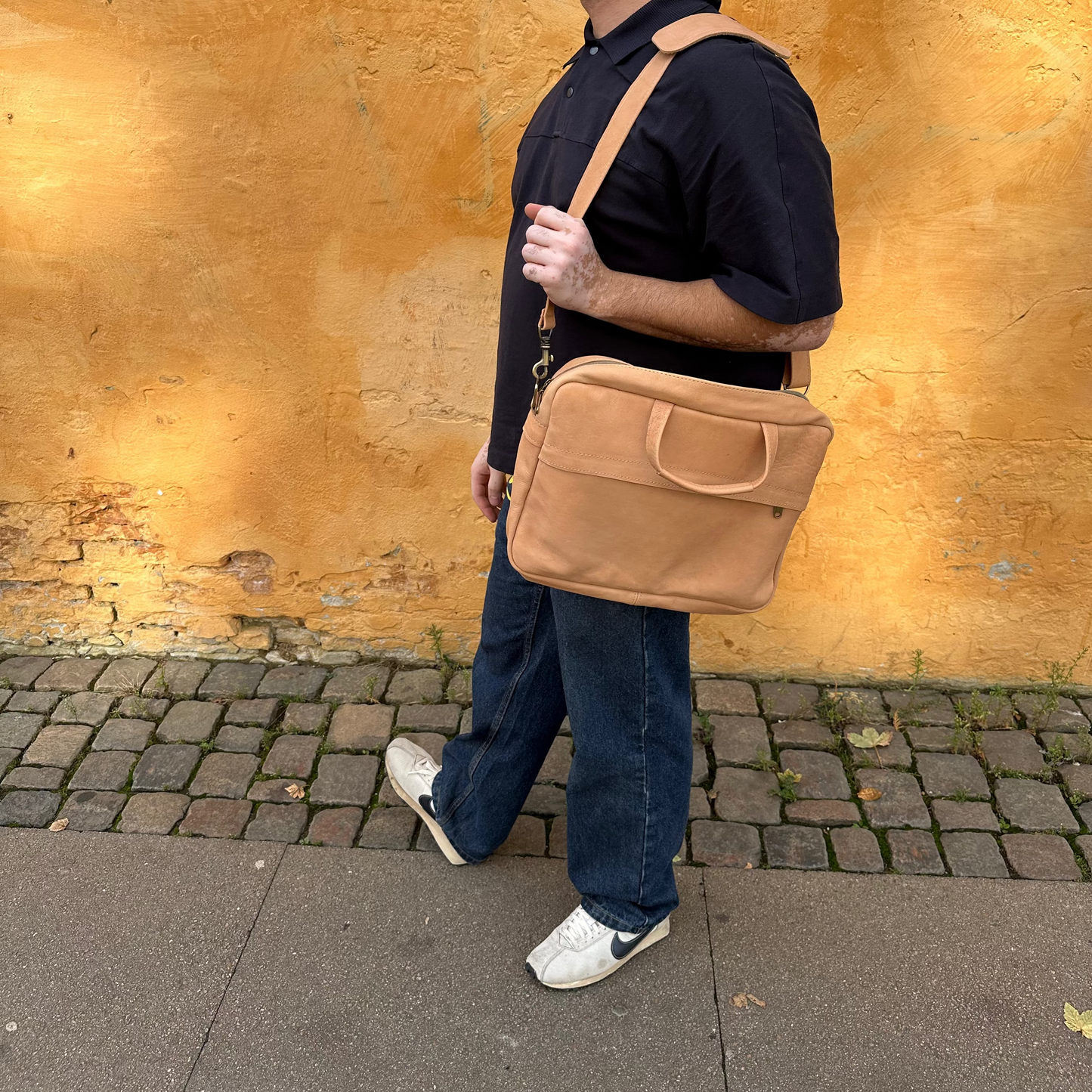 Leather shoulder bag from Morocco