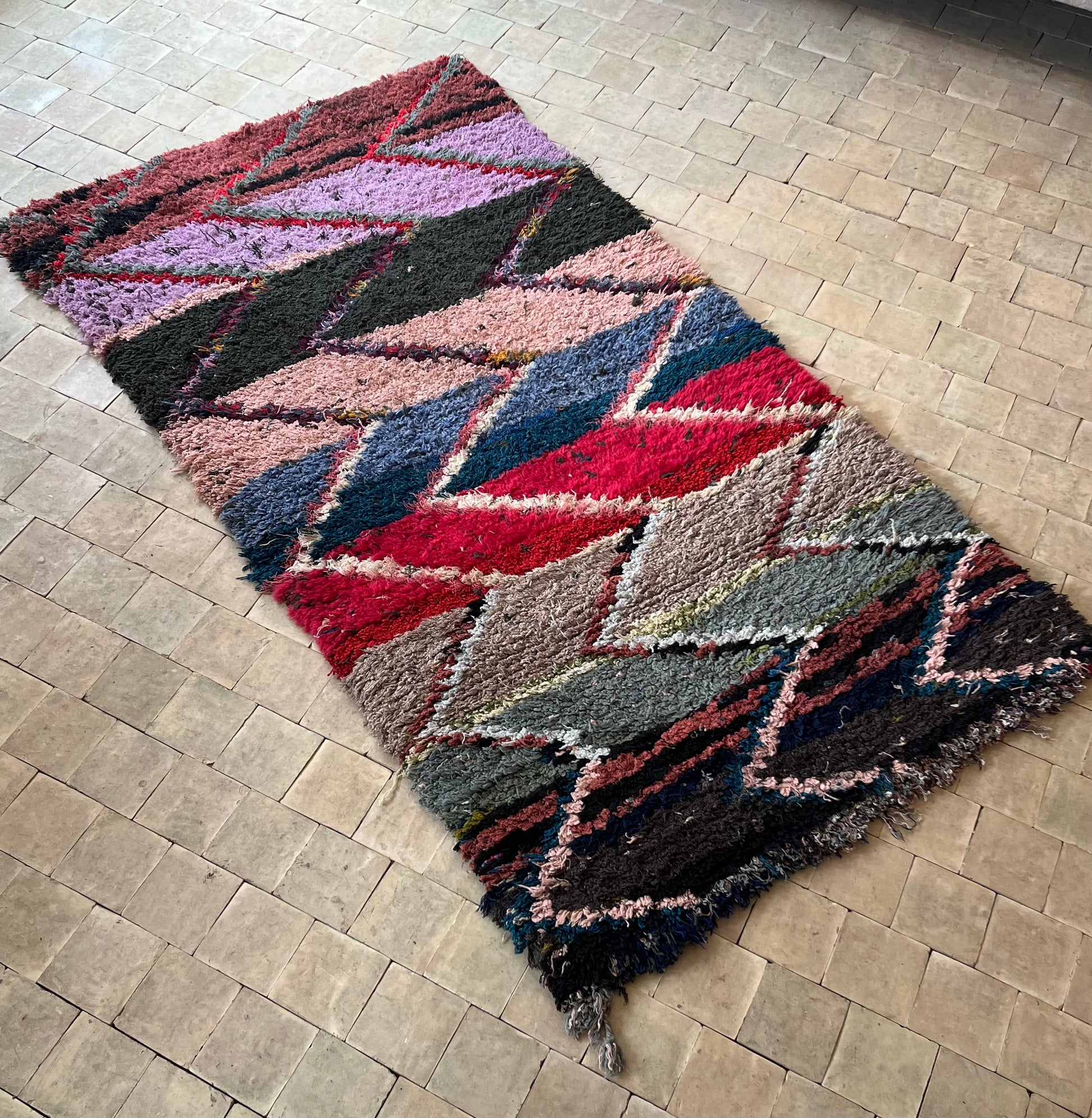 Marokkansk tæppe - Boucheroite - 160 x87 cm - novamøbler