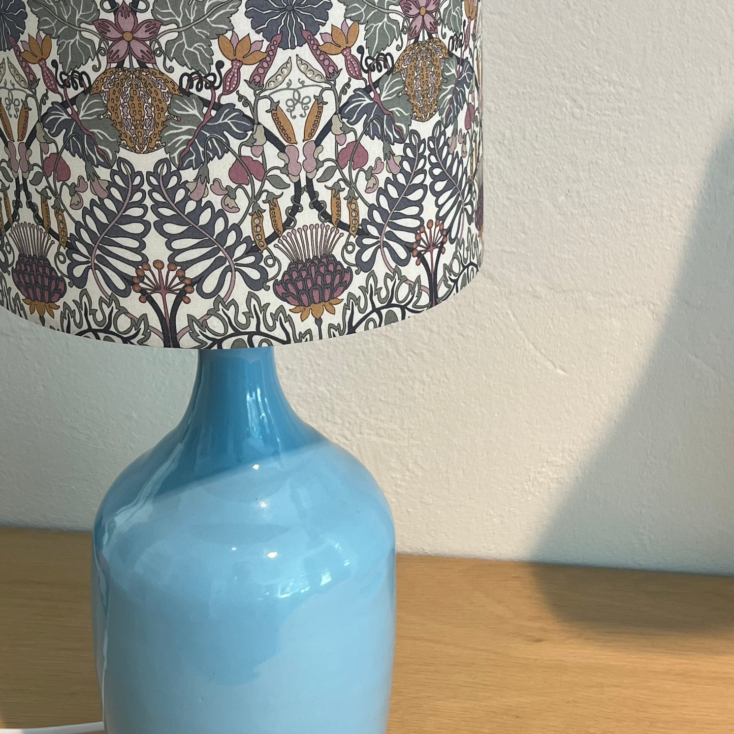 Table Lamp - Patterned - Multiple versions - L004 - By Sol