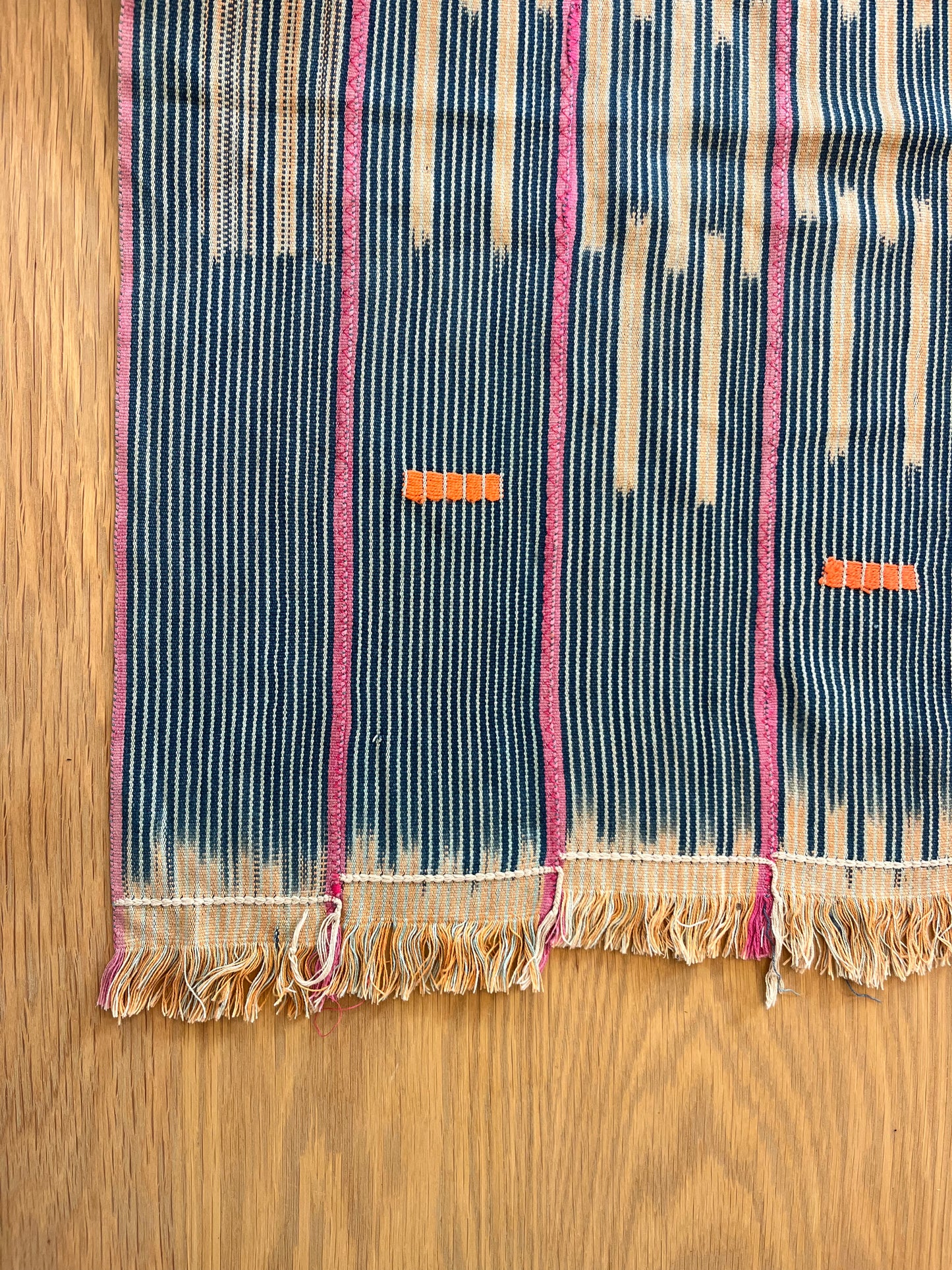 Afrikansk tekstil - Blå/lyserød - novamøbler