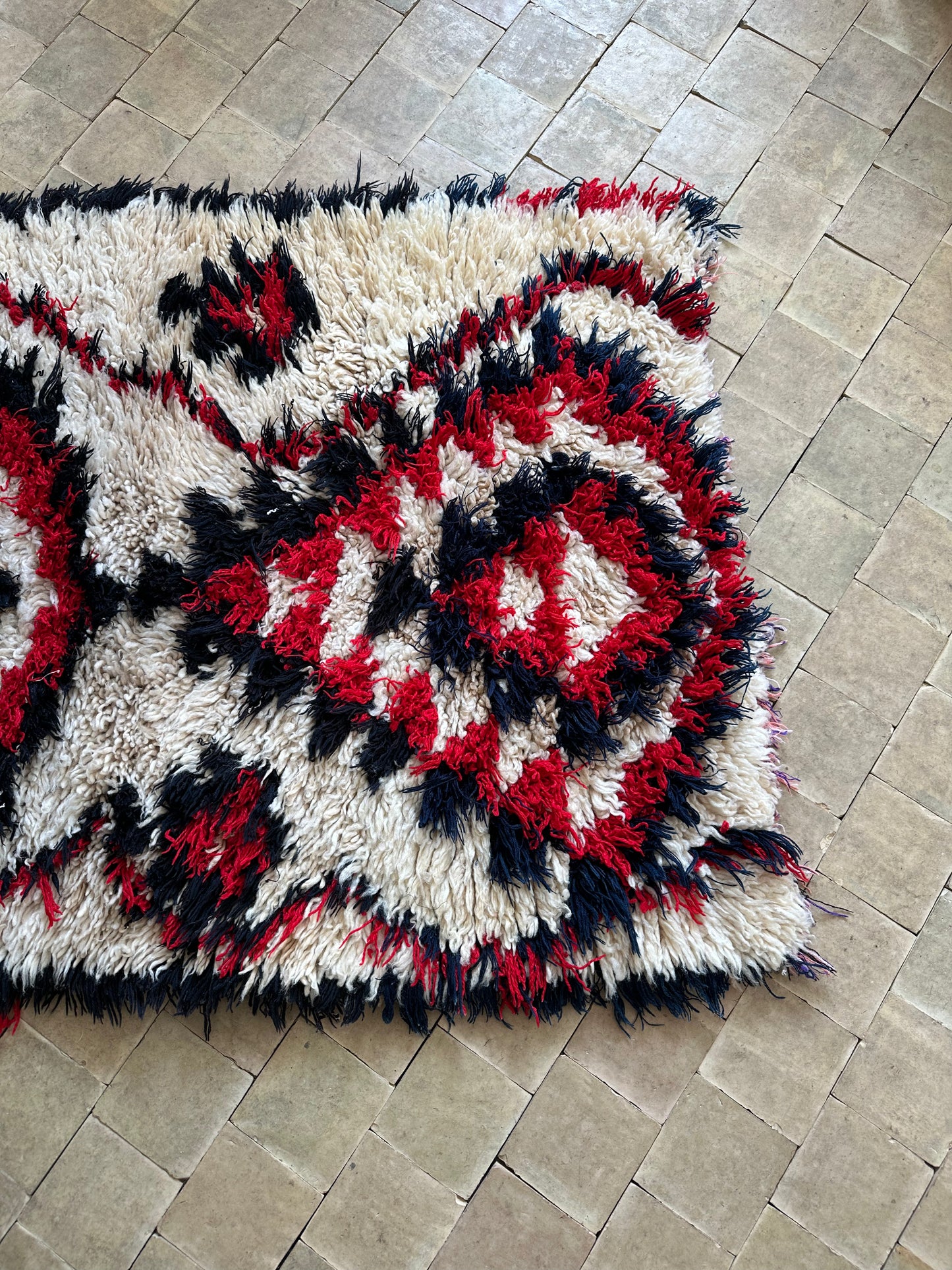 Moroccan rug - Boucheroite - 200 x 90 cm