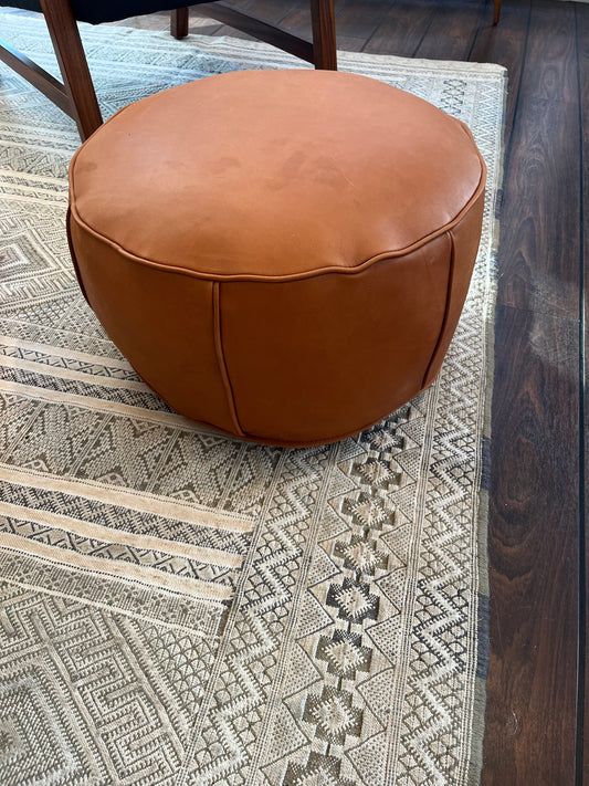 Udstillingsmodel - Læderpuf - Cognacfarvet kernelæder - novamøbler