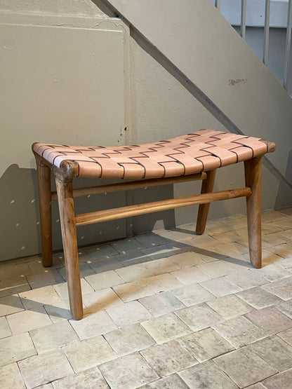 Udstillingsmodel - Skammel - Teak/cognacfarvet læder - By Sol - P014 - novamøbler