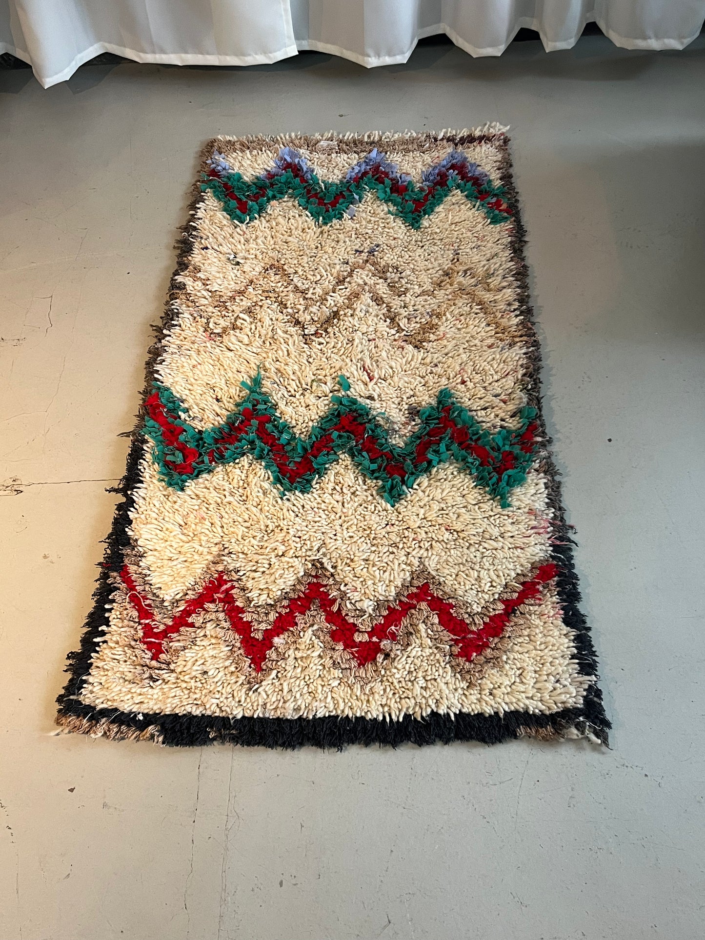 Marokkansk tæppe - Boucheroite - 162x 80 cm