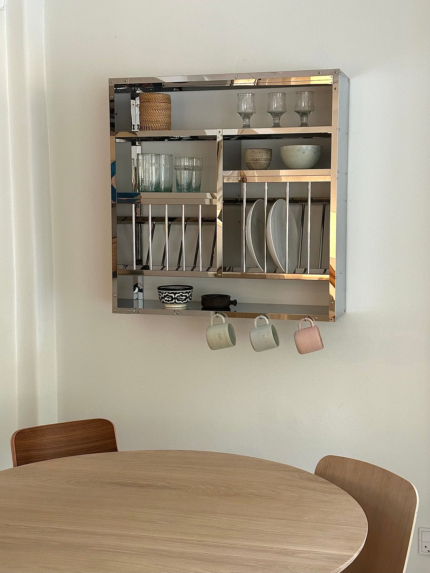 Tallerkenrække i rustfritstål - Flere størrelser - novamøbler