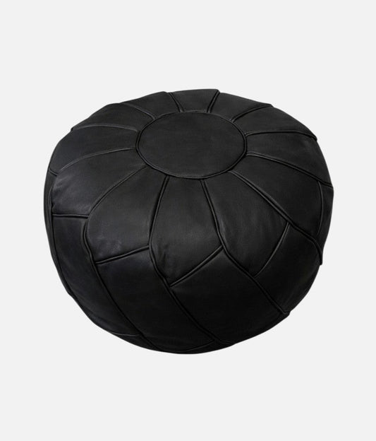 Stor rosetformet puf - Sort kernelæder - Ø55 cm - novamøbler