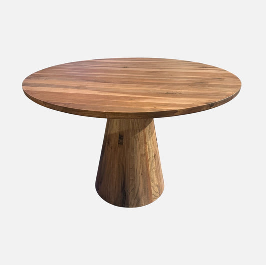 Udstillingsmodel - Rundt spisebord - Valnøddetræ - novamøbler