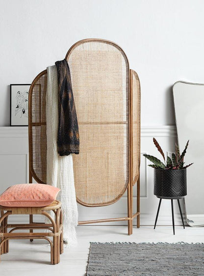 Udstillingsmodel - Rumdeler i håndvævet rattan