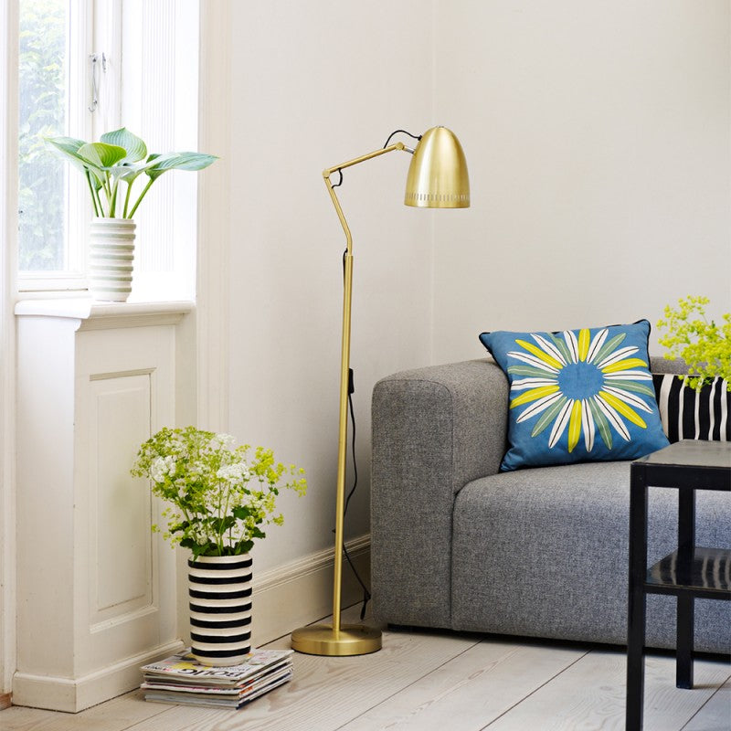 Superliving gulvlampe - Dynamo Floor Lamp - novamøbler