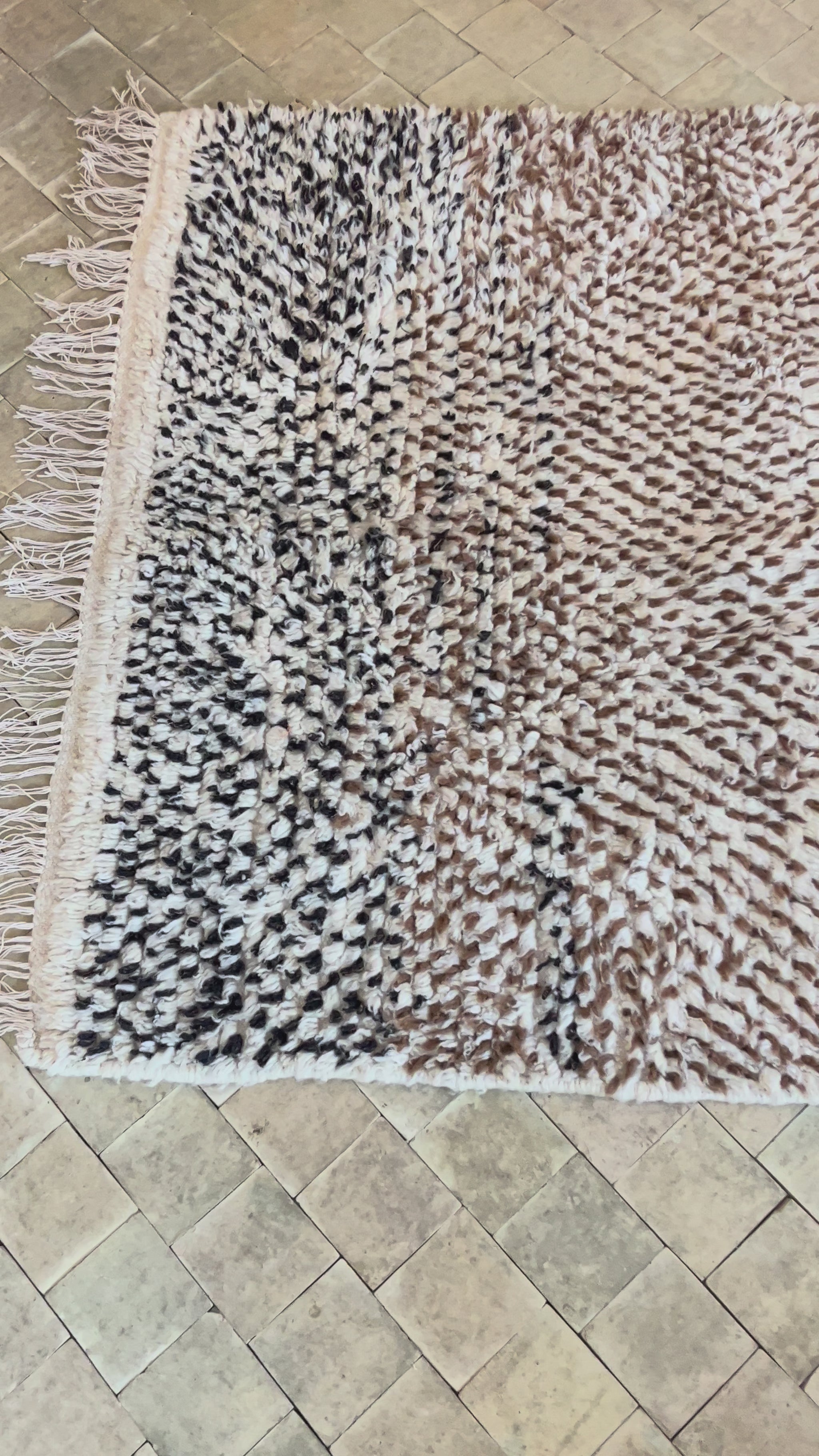 Marokkansk tæppe - Boucheroite - 177 x 119 cm - novamøbler