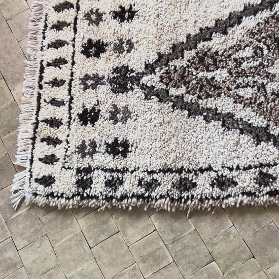 Marokkansk tæppe - Boucheroite - 208 x 83 cm - novamøbler