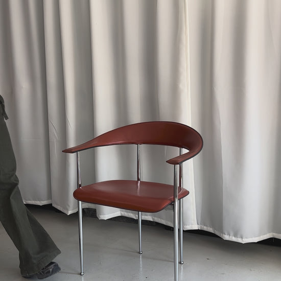 Vintage spisebordsstol P40 i cognacfarvet kernelæder designet af Vegni & Gual Tierotti for Fasem - novamøbler