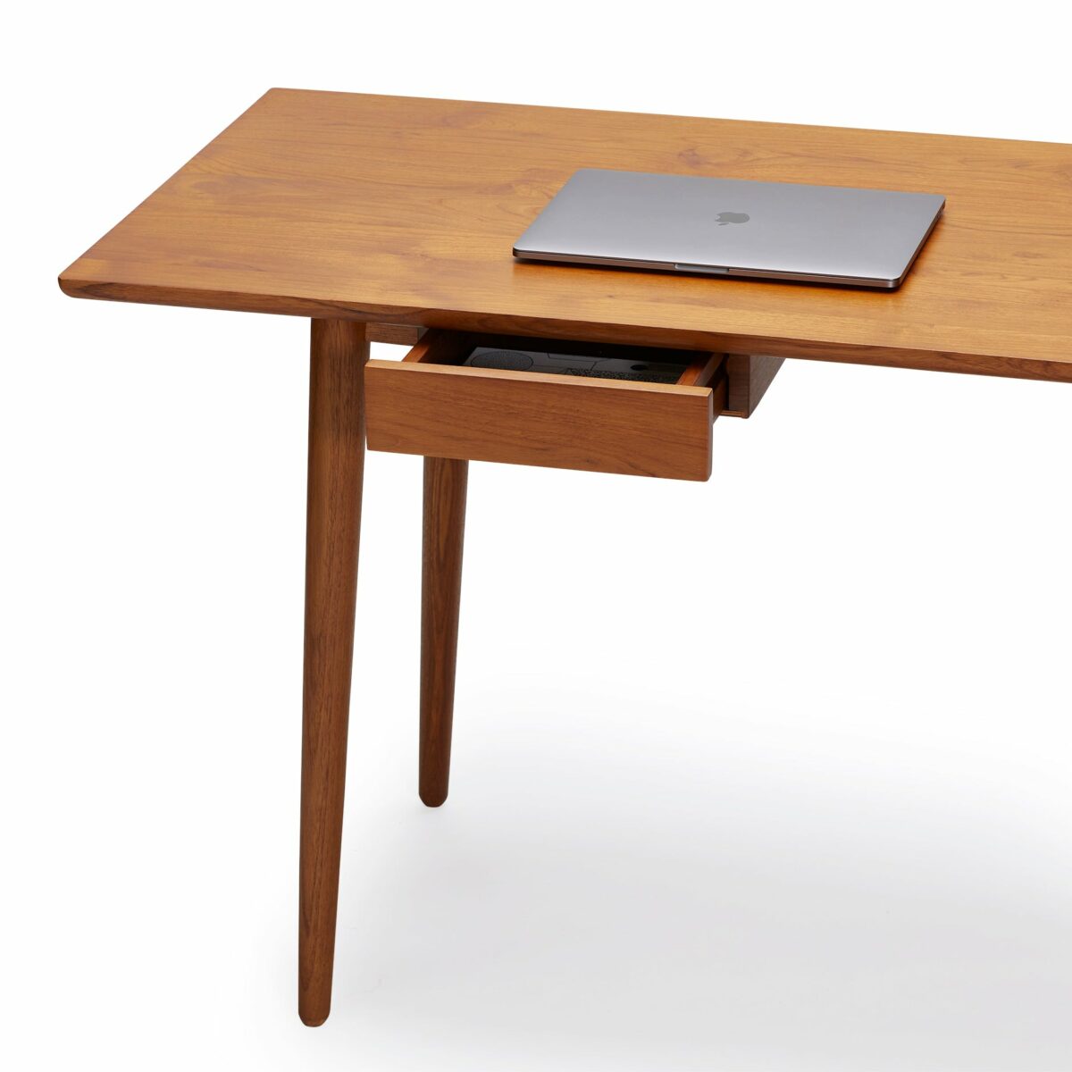 Skrivebord med enkel skuffe - C007 - Teaktræ - novamøbler