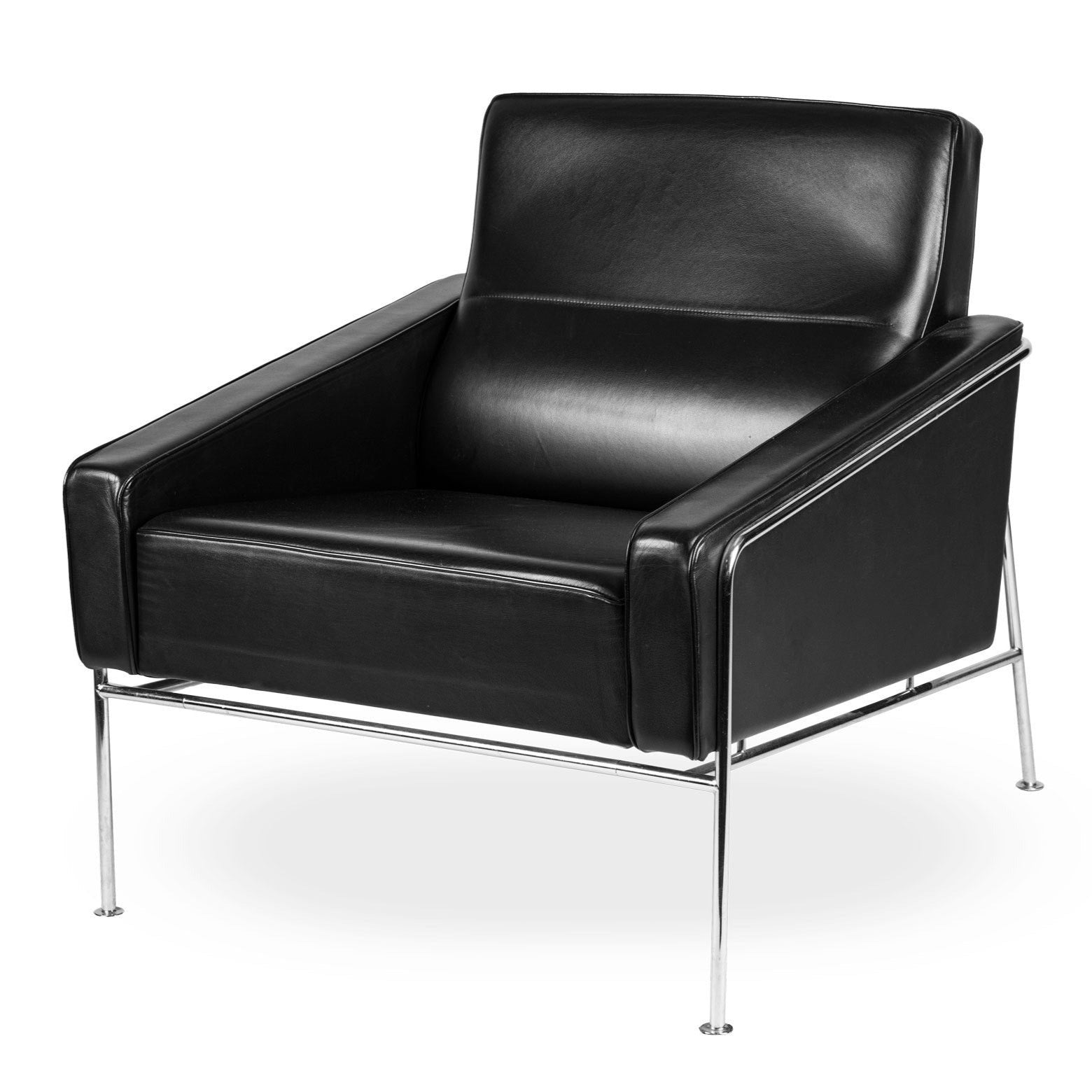 Arne Jacobsen 3302 Lænestol - novamøbler
