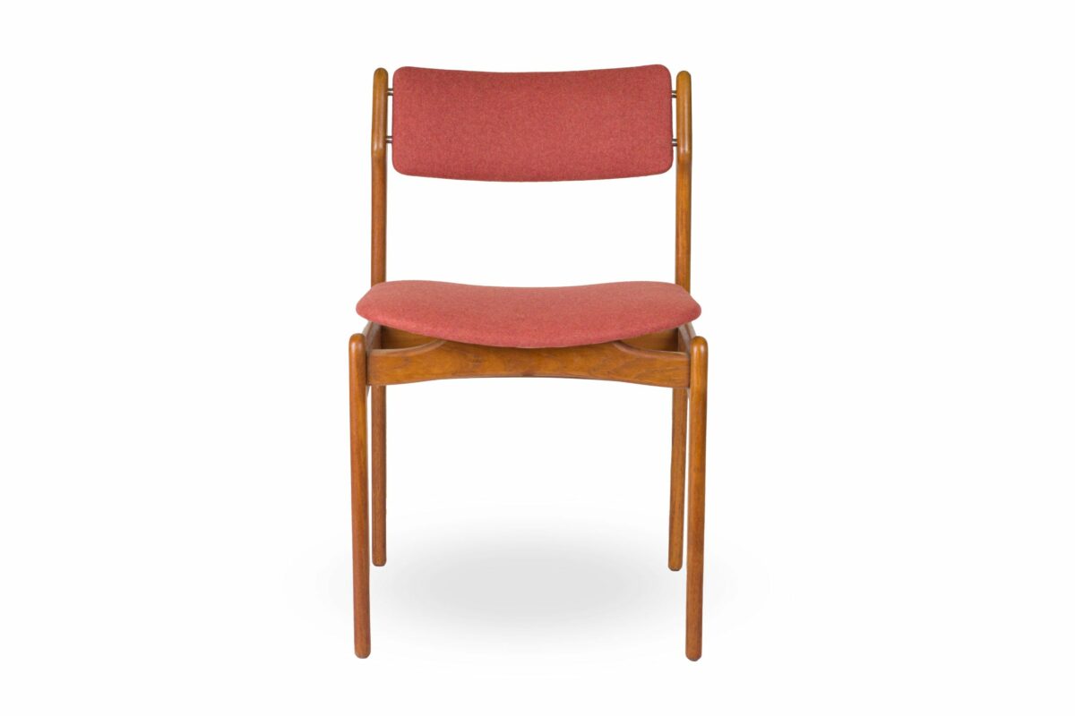Vintage Erik Buch stol i teaktræ - Ny ompolstret - novamøbler